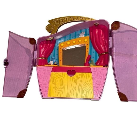 Animal Jam Multicolor Adopt A Pet Dress-Up Closet Playset 26 x 31 x 6 cm - Picture 2 of 9